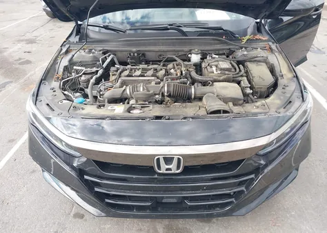 1HGCV1F30LA156402
